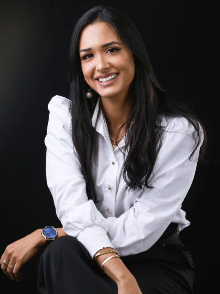 Professora Ana Clara Rocha